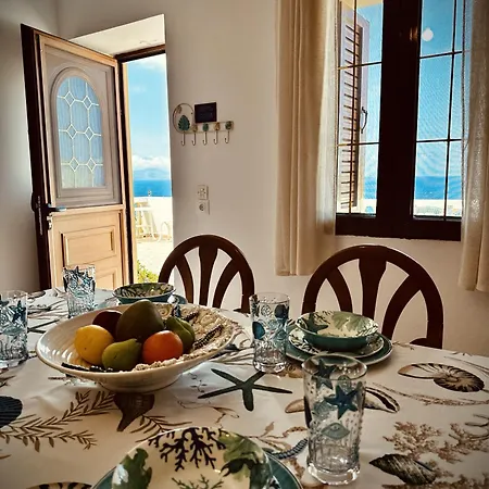 Vila Mousouna- Panoramic Seaview Oasis In Lefkos *