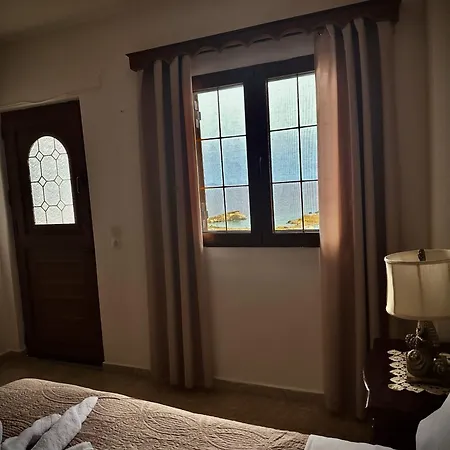 Vila Mousouna- Panoramic Seaview Oasis In Lefkos *